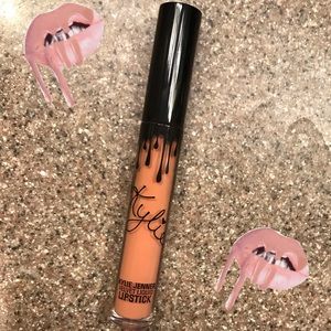 NEW Kylie Jenner velvet liquid lip